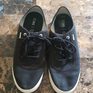 TOM'S Flat Lace Up Sneakers